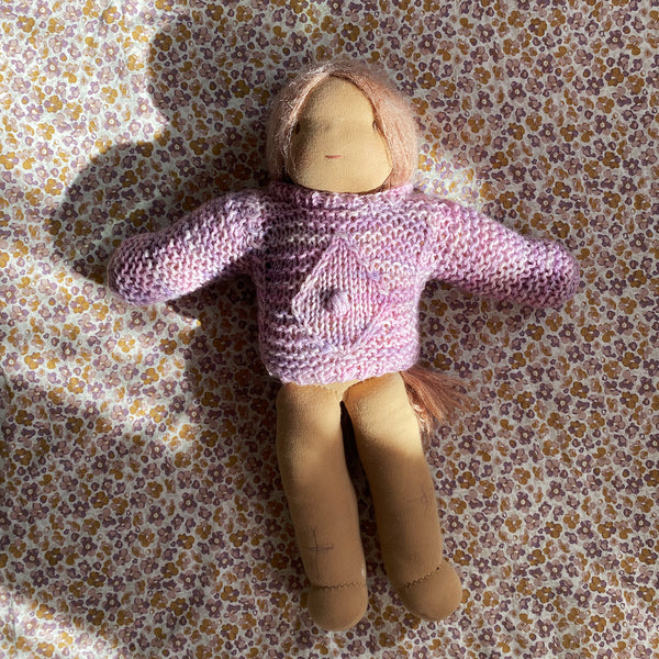 Mini hand knitted Sweater for waldorf doll– fluffwear