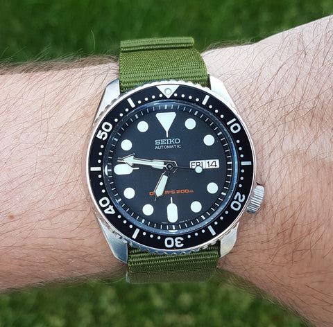 Seiko SKX007 with 22mm Army Green Nato from Watch Off The Cuff