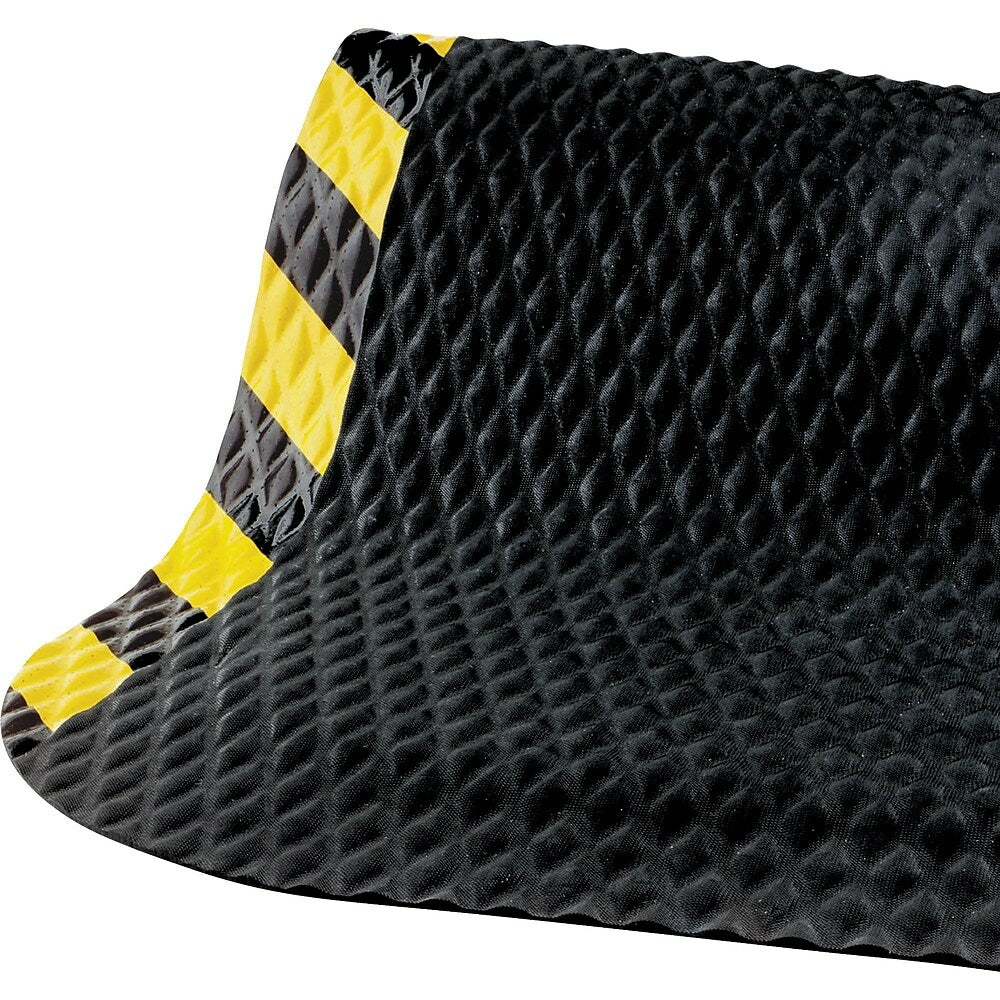 Image of Hog Heaven No. 424 Matting, Sam174, Black/yellow