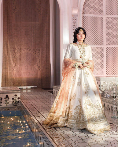sheesh mahal inspired set design from Aamir Naveeds A bridal story 