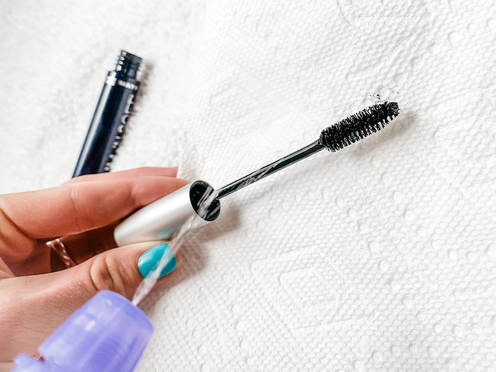 Mascara Wand Clean