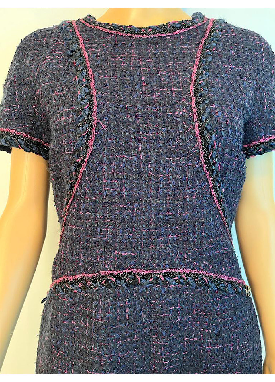 Tweed mini dress Chanel Pink size 40 FR in Tweed  20187172