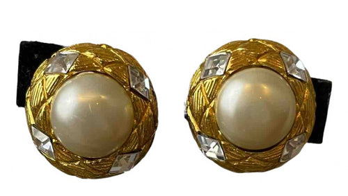 Chanel Vintage 1993 Gold Toned CC Ball/Faux Pearl Drop Clip On