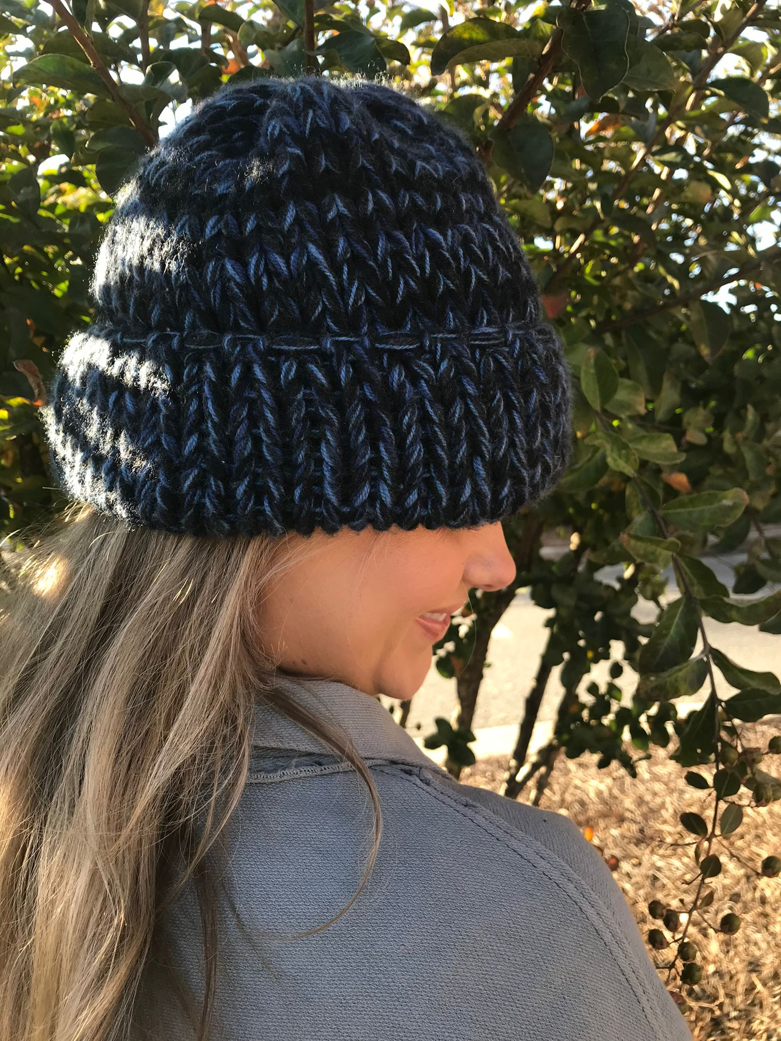 Chanel Blue Cashmere Knit Beanie Winter Cap Hat Size Small – HelensChanel