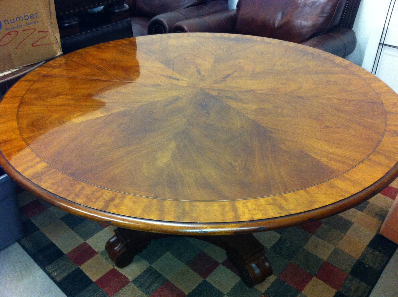 Henredon Round Glass Topped Dining Room Table
