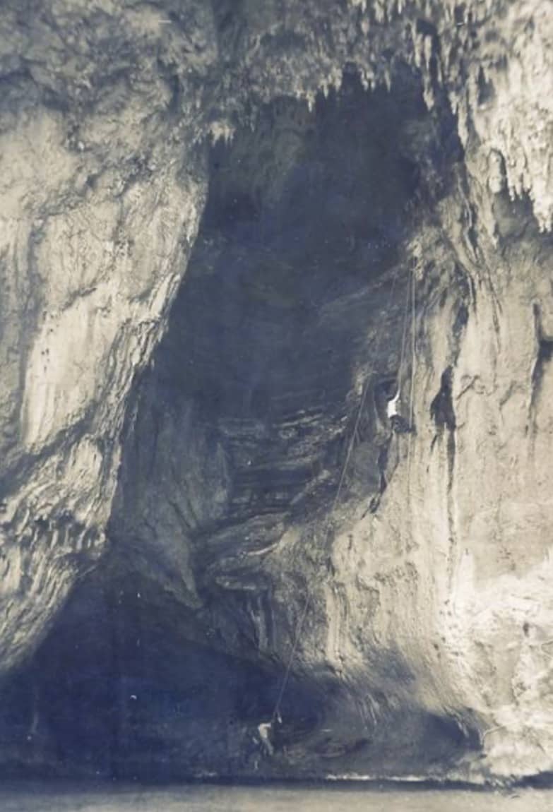 Eiwers scala la grotta Meravigliosa a Capri nel 1903