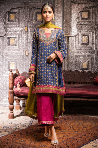 Pakistani Women Clothes