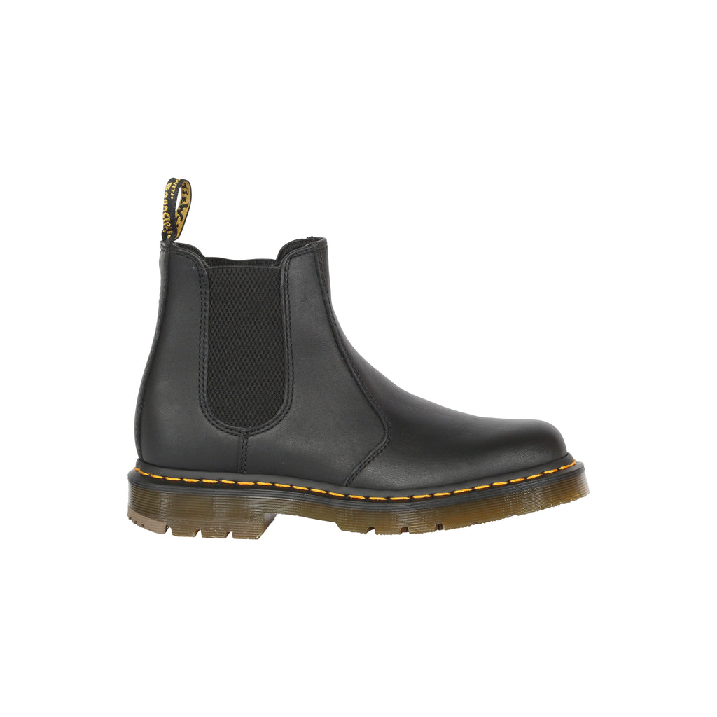 dr martens black industrial full grain