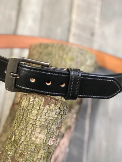 AEO Oval Buckle Leather Belt