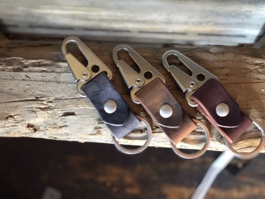 Belt Loop Leather & Brass Keychain - Mahogany Buffalo - Noble Buffalo