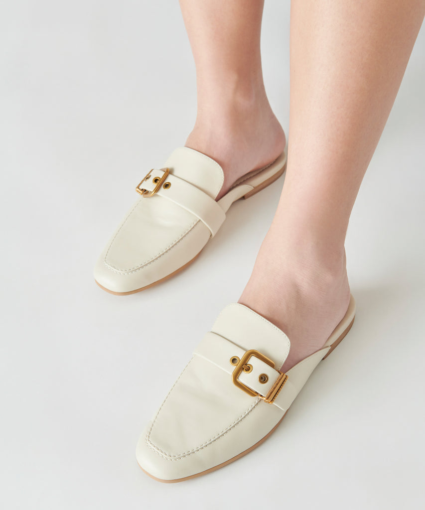 SANTEL FLATS IVORY LEATHER – Dolce Vita