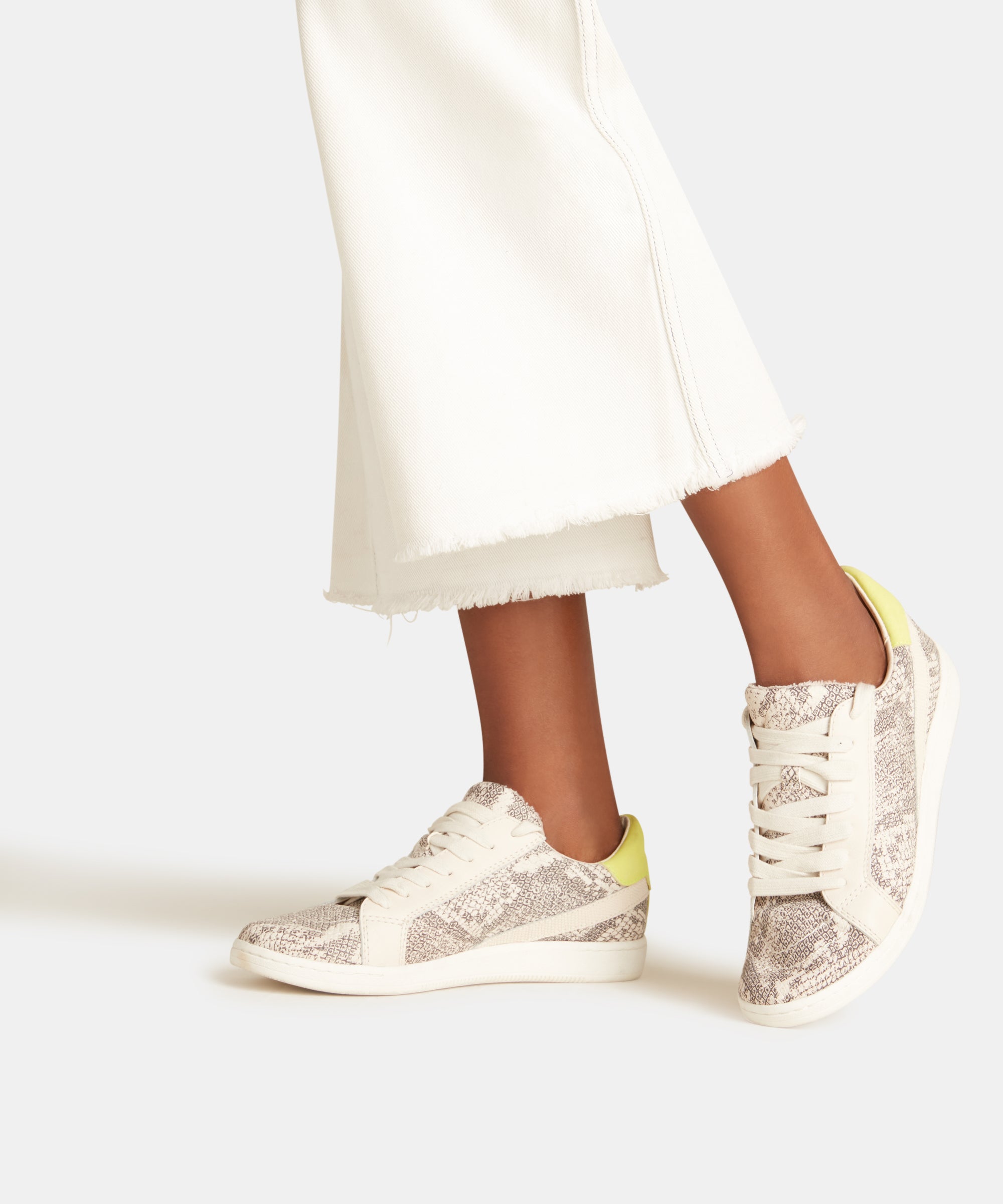 dolce vita nino sneakers snake