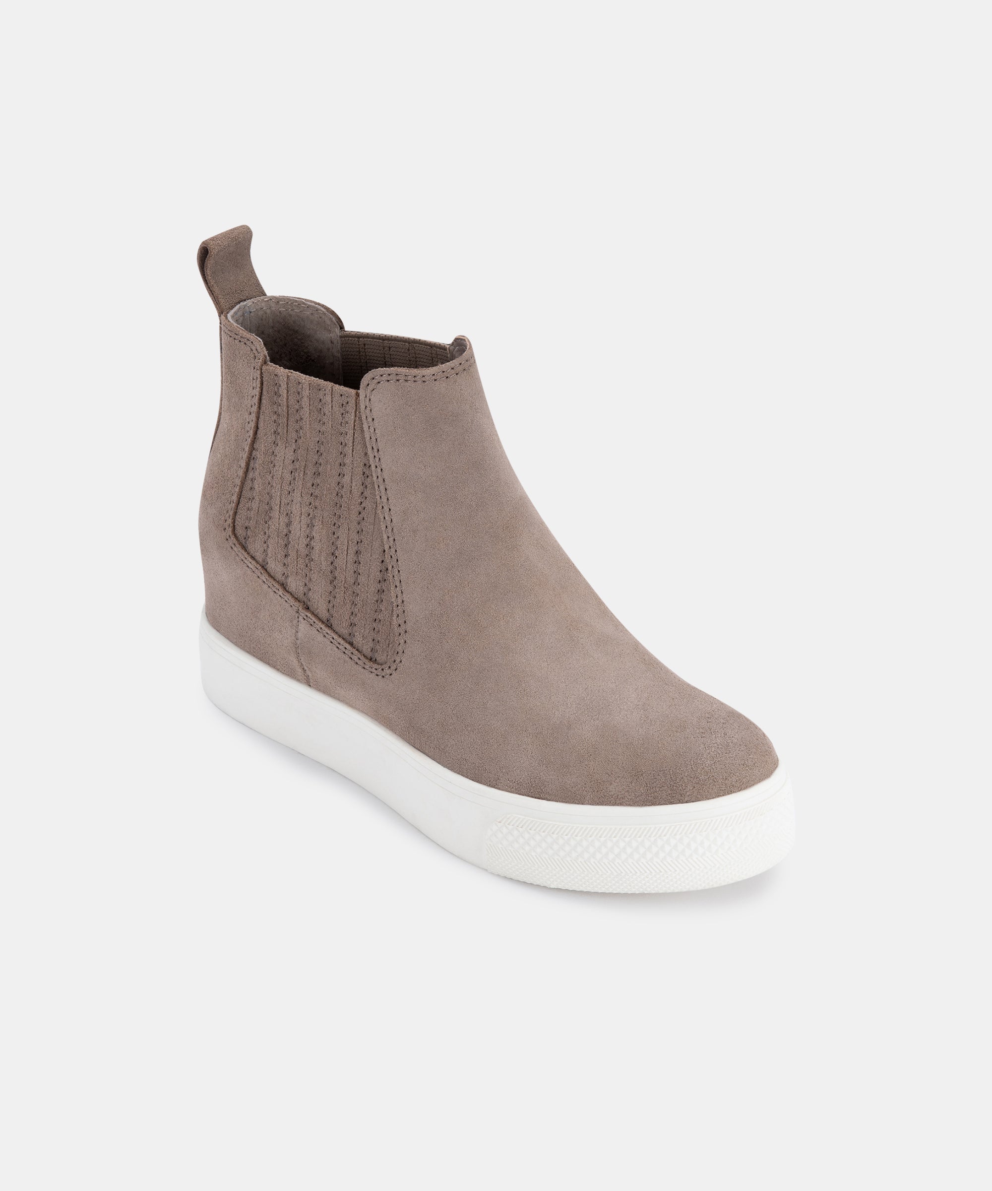 WYND SNEAKERS DK TAUPE SUEDE – Dolce Vita