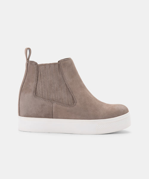 dolce vita yenna slip on sneakers