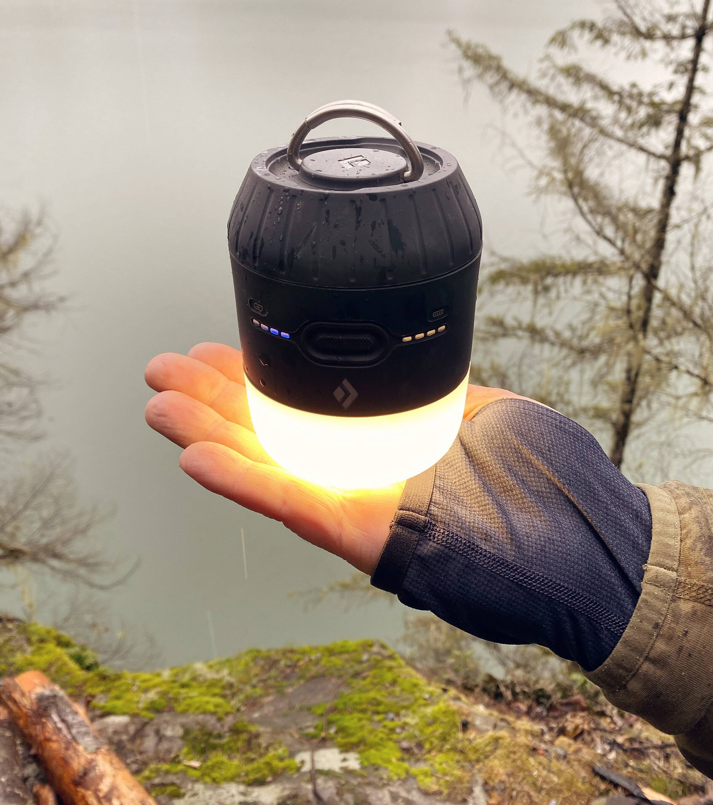 This handheld lantern does away with darkness.