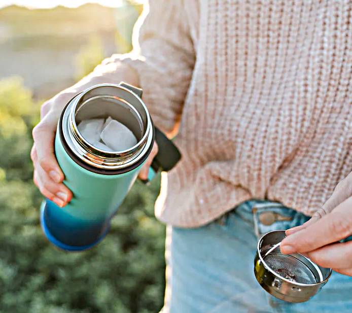 Take this BOULDER with you on your journeys for handy hydration!