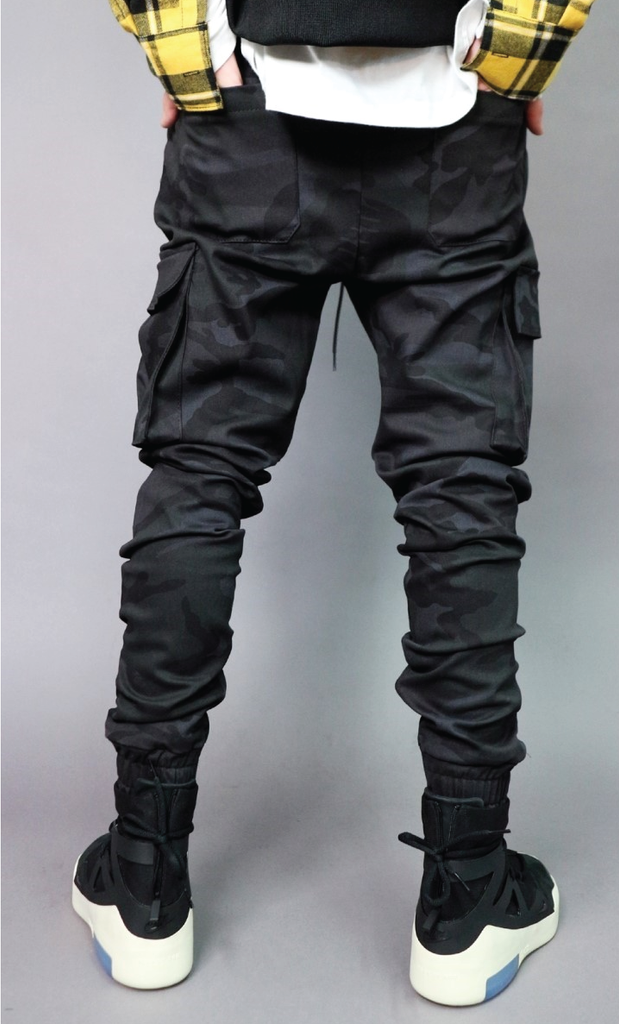 dark camo joggers mens