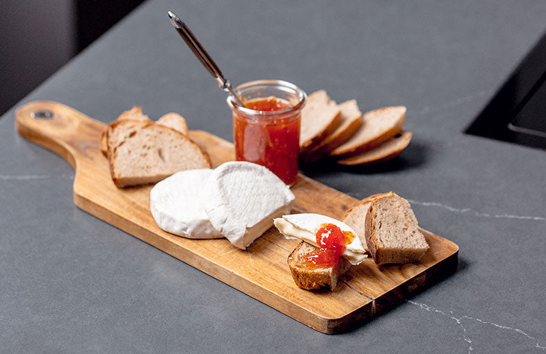 rezept-tomatenkonfituere-mit-tomme.jpg__PID:b43a6b85-25c8-4f4c-8f48-ced5aa115896