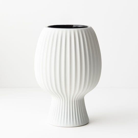 Image of White Vase Annix - 21.5cmh x 15cmd