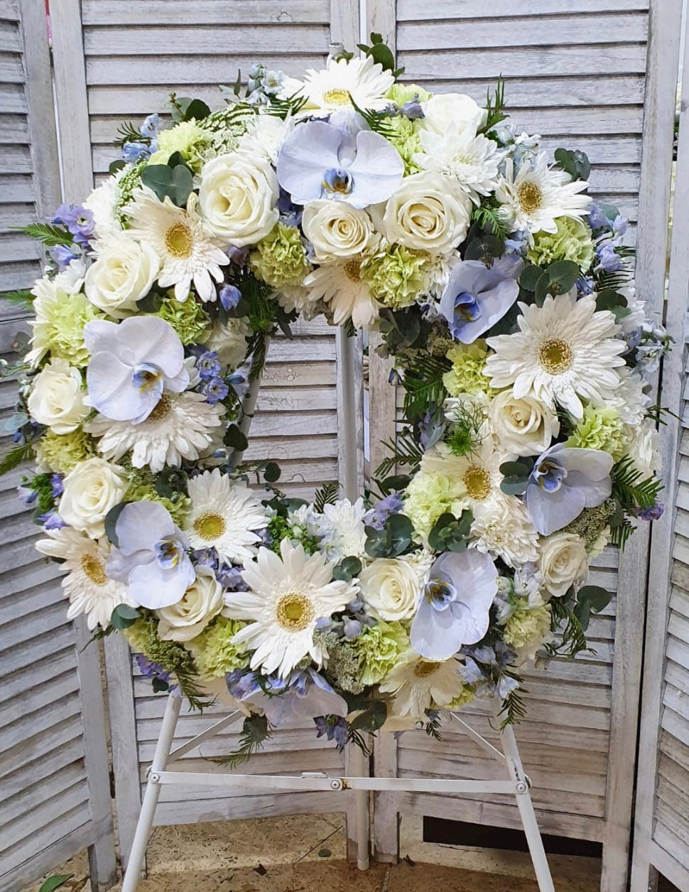 funeral flower wreath 