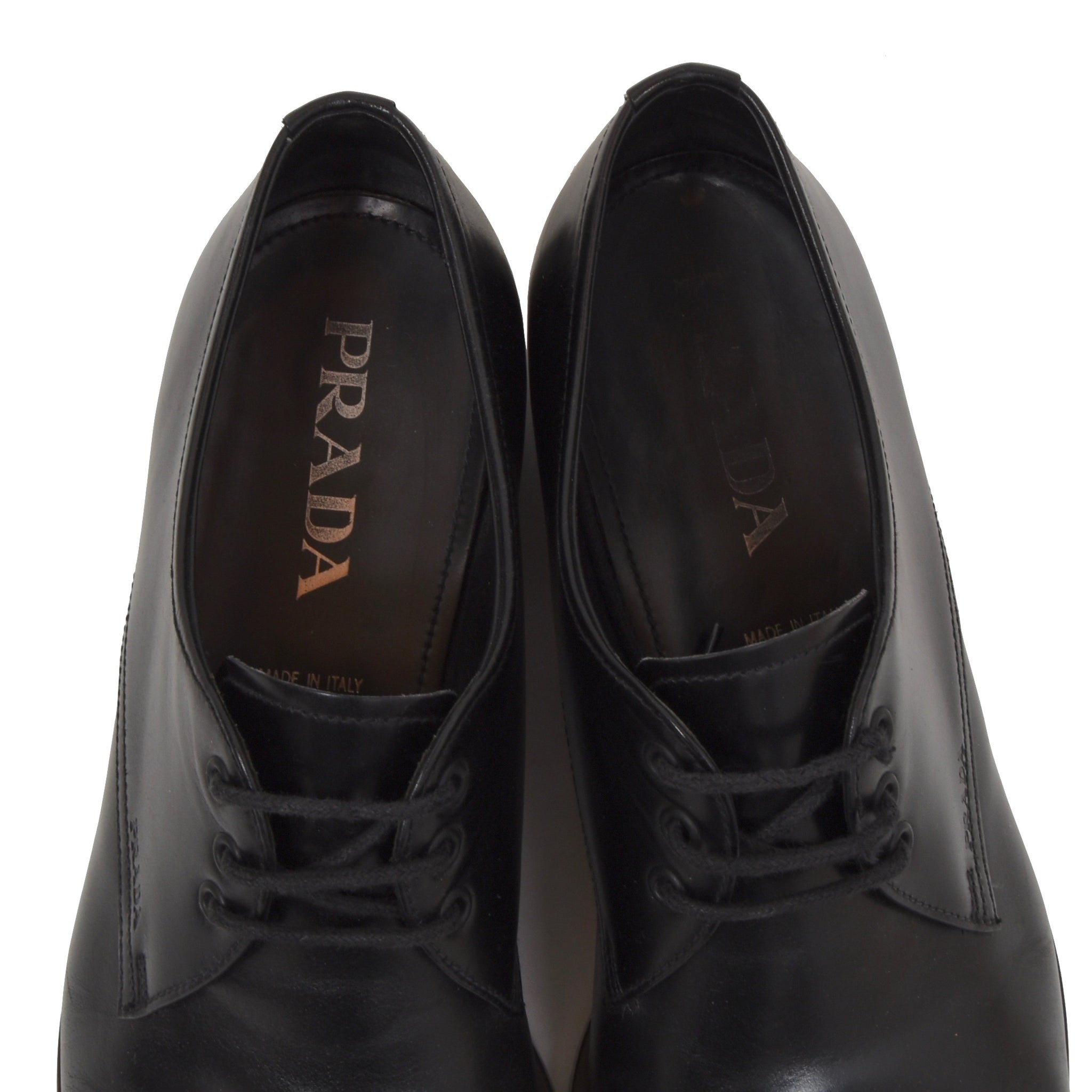 Prada Plain Toe Leather Shoes Size 8.5 