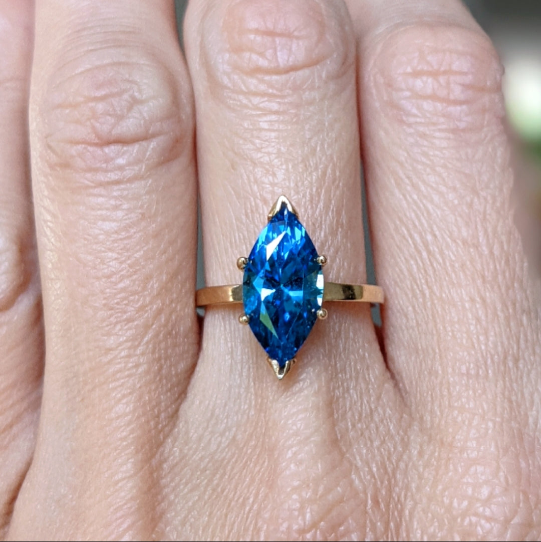 Antique 14k Blue Topaz Solitaire Ring