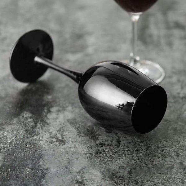 https://cdn.shopify.com/s/files/1/0037/8316/3993/products/all-black-wine-set-drink-wine-udarely-drinkware-glassware-barware-cocktail-mocktail-coffee-tea-226247_600x.jpg?v=1586946341