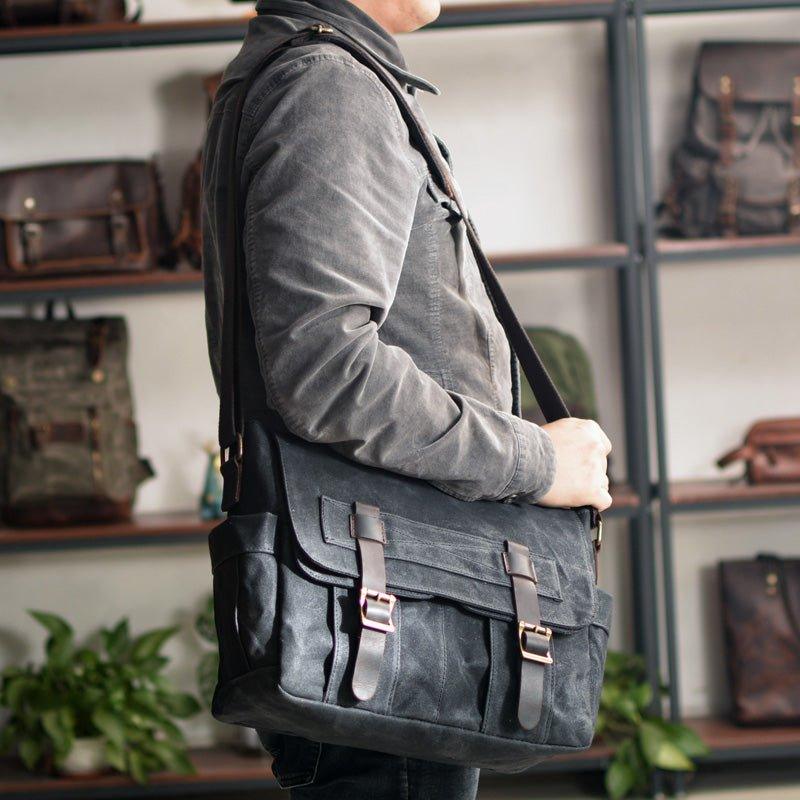 MODEL SHOW of Woosir Canvas Messenger Bag