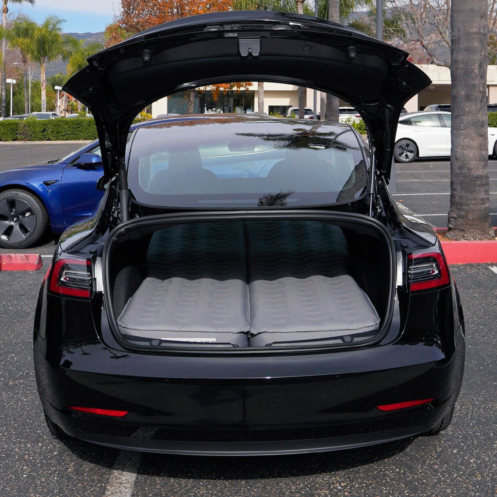 AIR Camping Mattress - Tesla Model 3