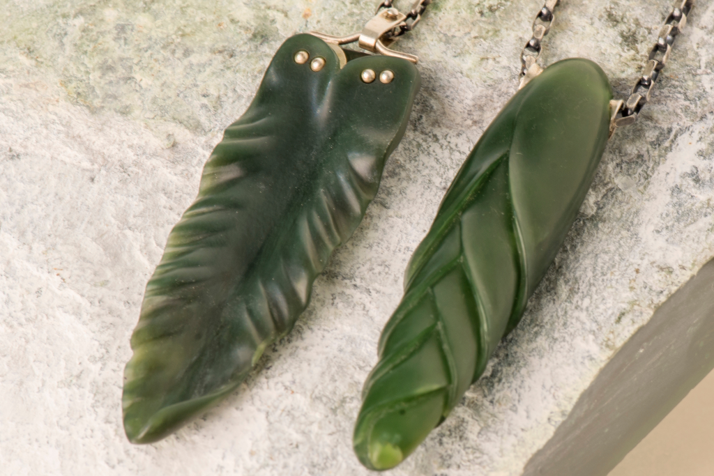 Greenstone leaf necklace