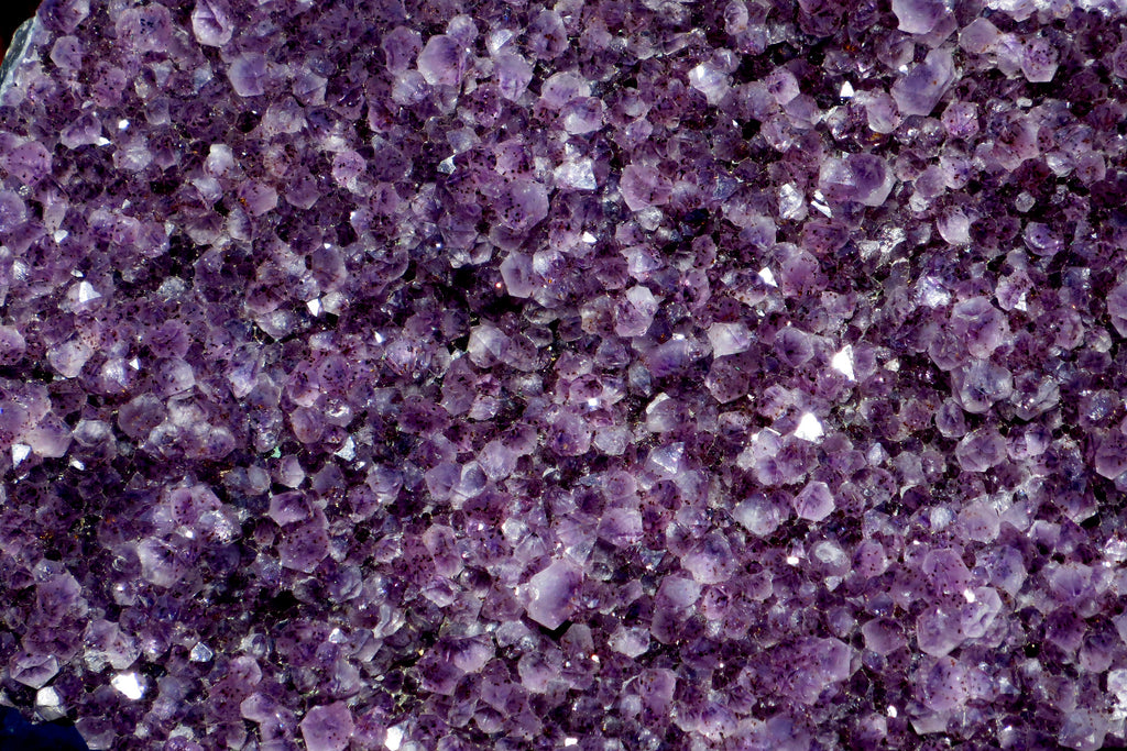 Raw purple amethyst gemstone