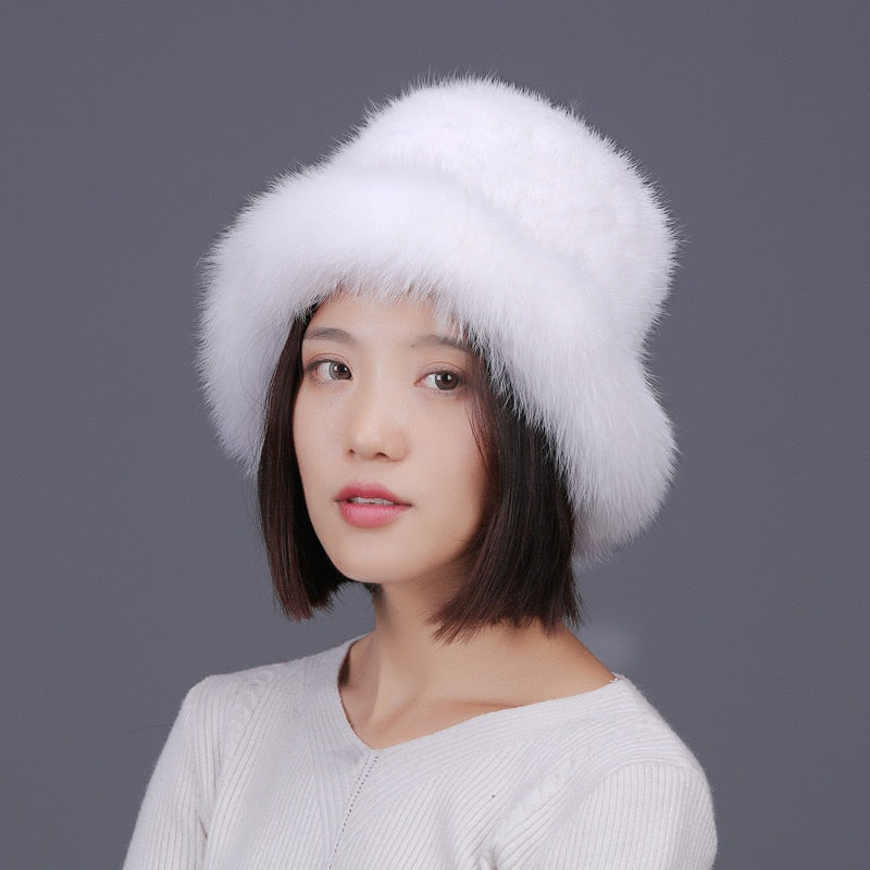 women's fur trimmed winter hats