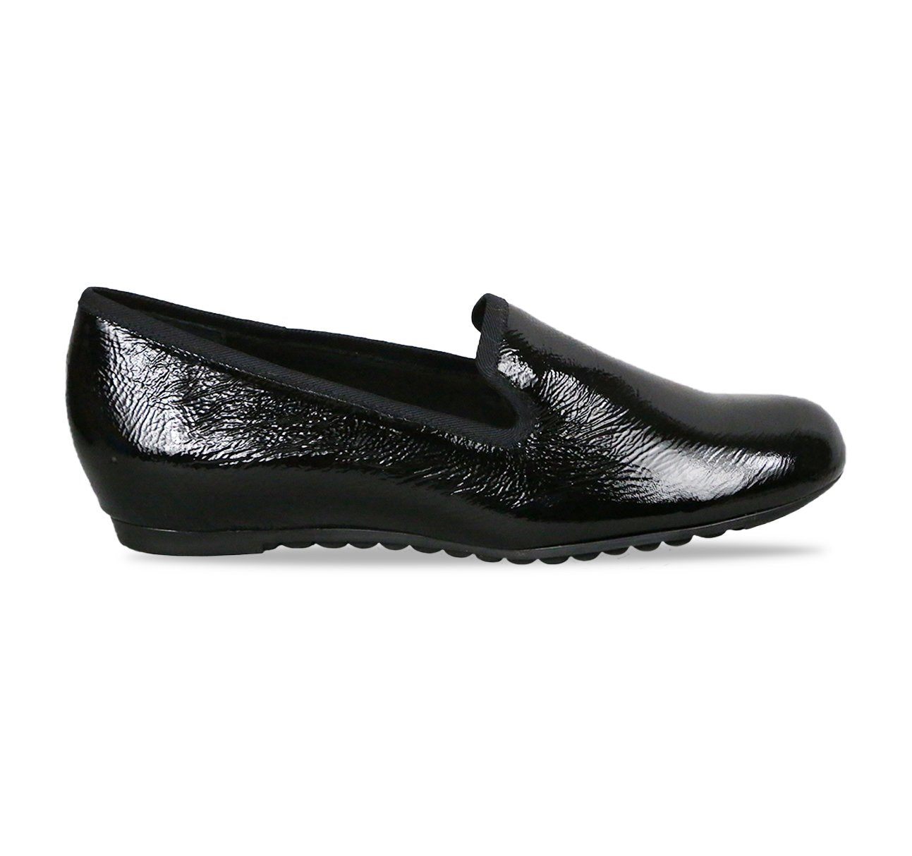 munro slip on shoes