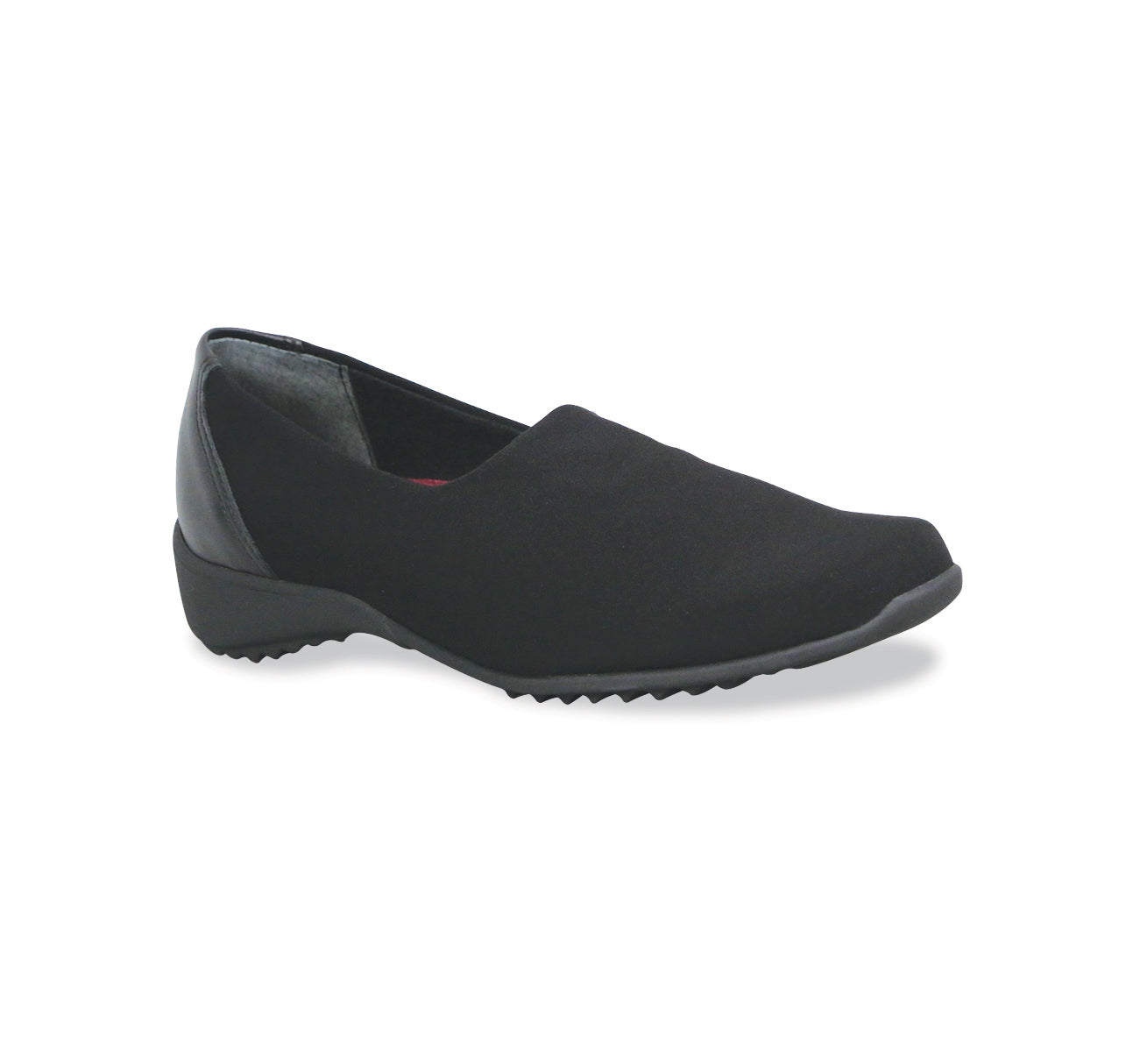 munro traveler slip on