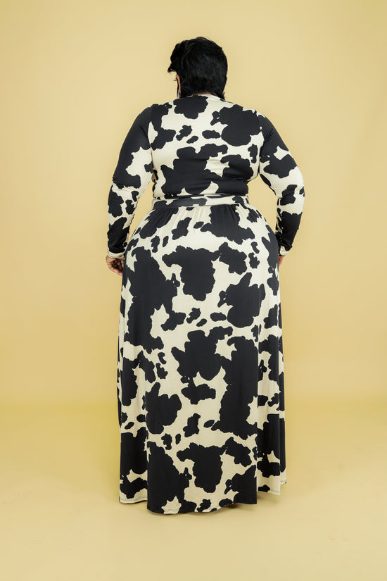 Load image into Gallery viewer, Black Kasha Print Skirt Set
