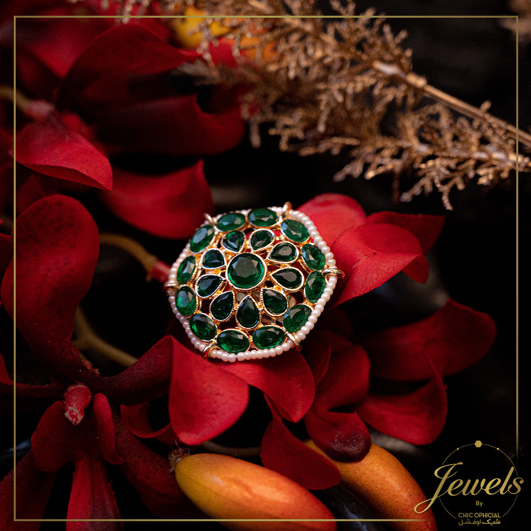 Emerald White Kundan Ring