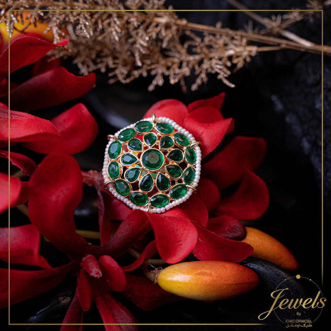 Emerald White Kundan Ring