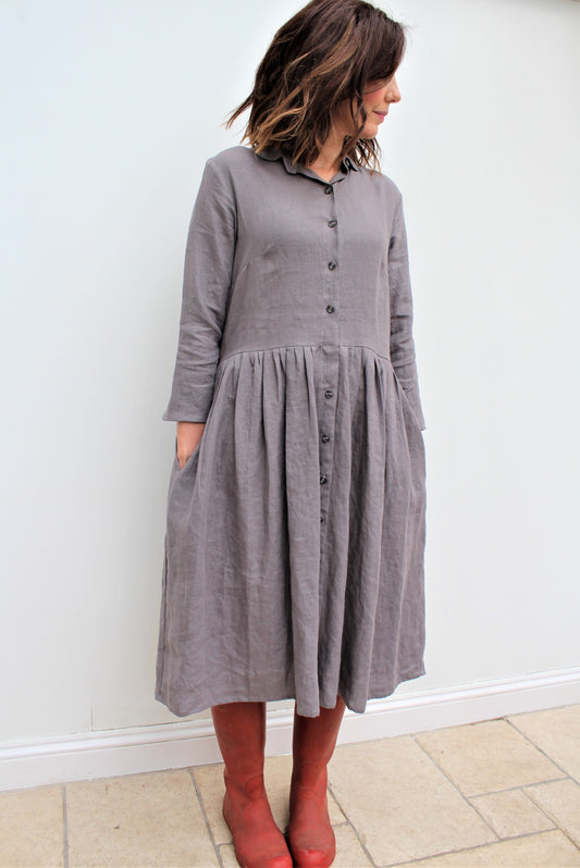 Livia - linen dress with pintucks details and side pockets – voy