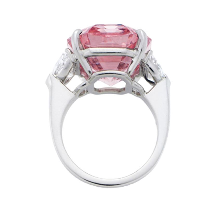 Montage diamante rosa. Кольцо с розовым бриллиантом.