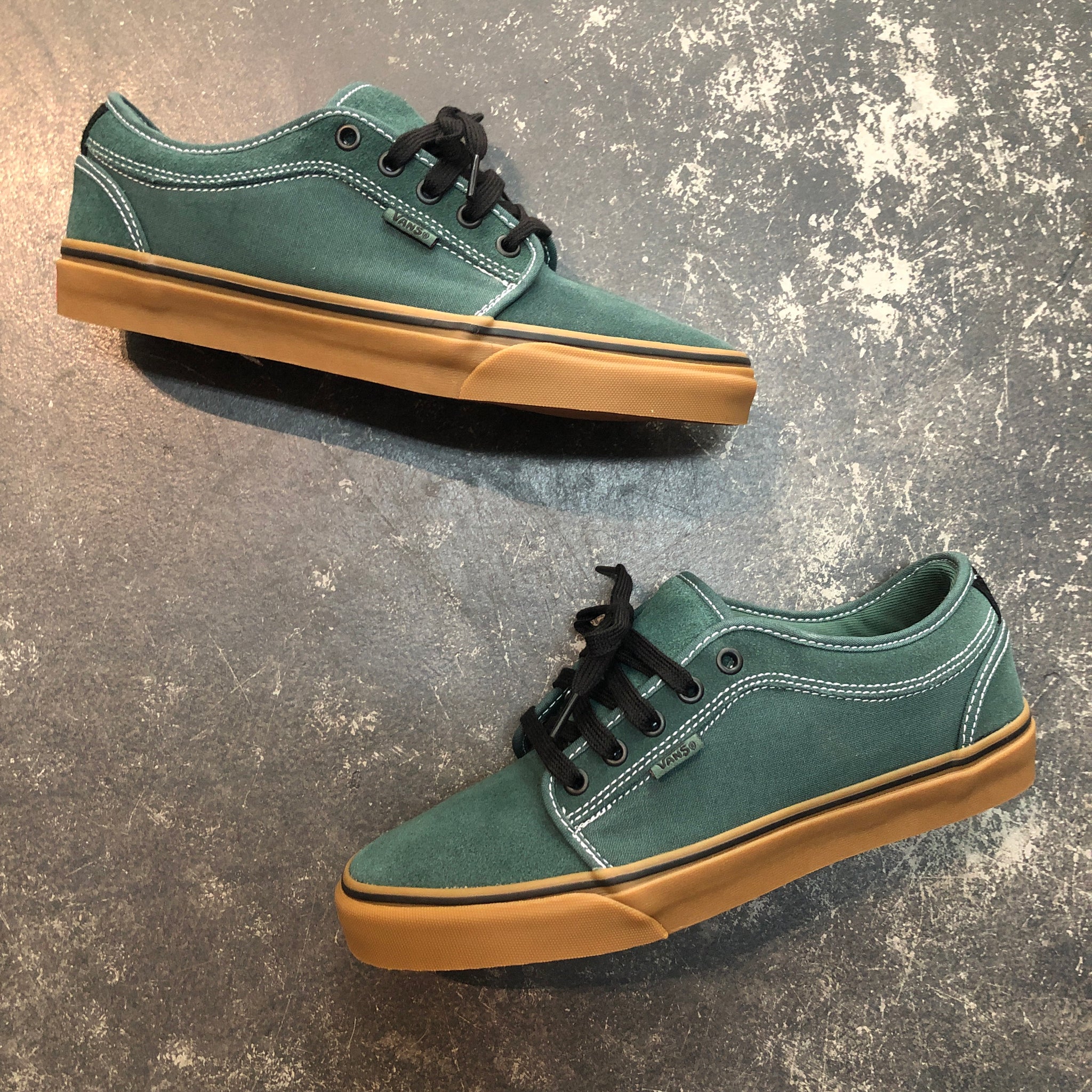 green vans chukka low