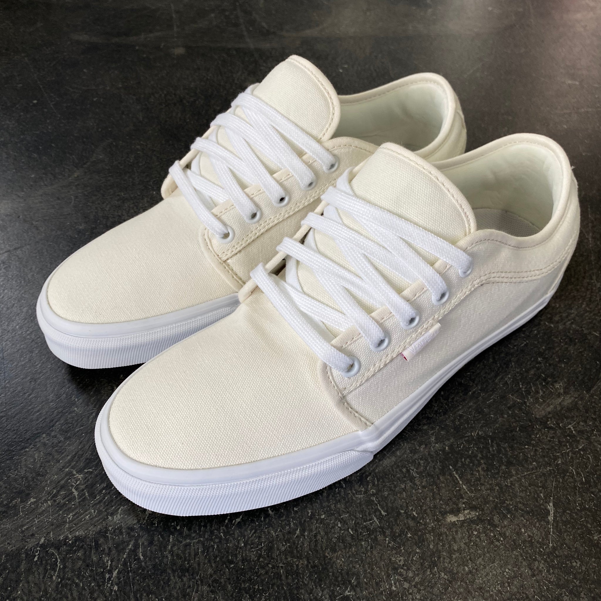 vans canvas chukka