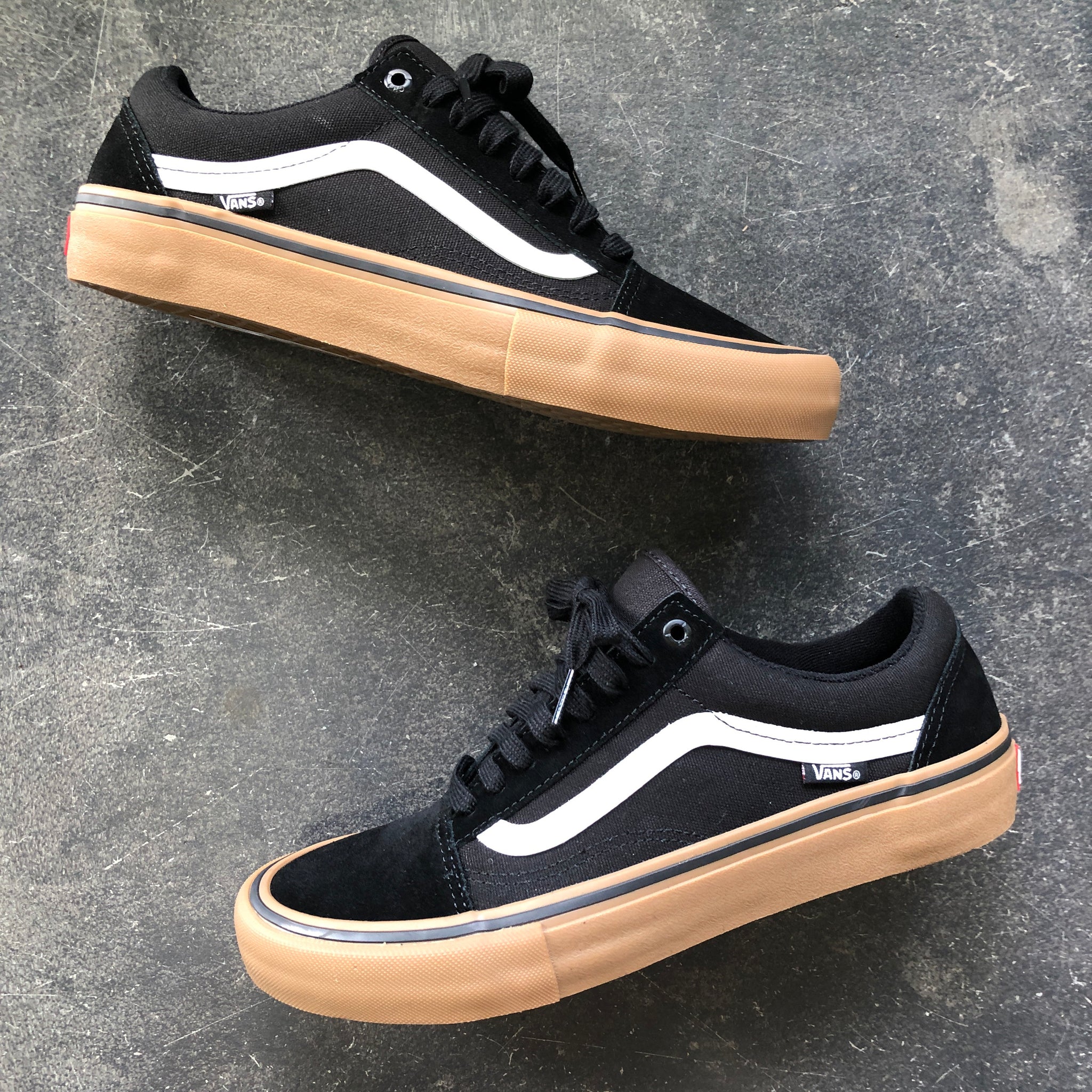 old skool pro black gum