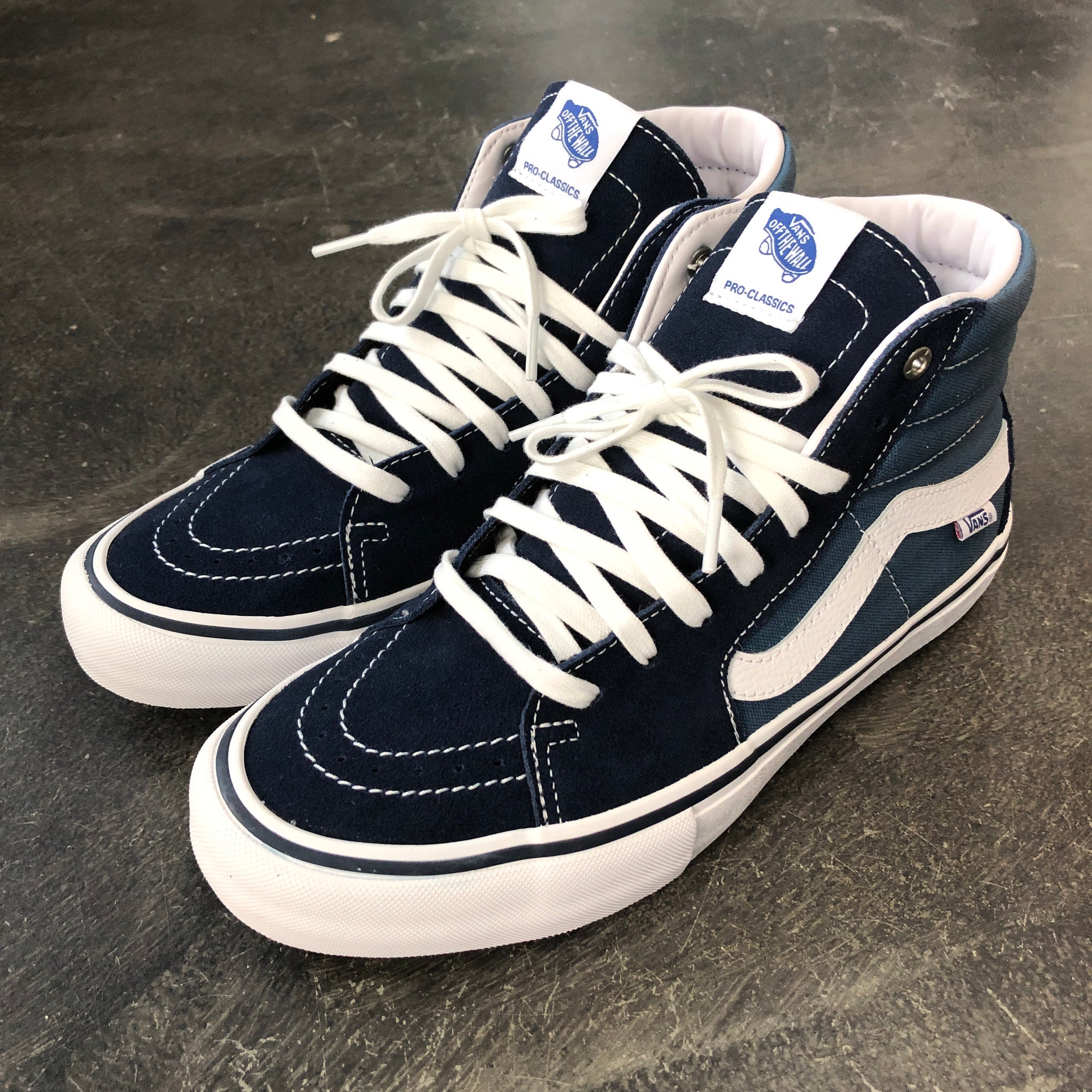 vans sk8 hi pro navy