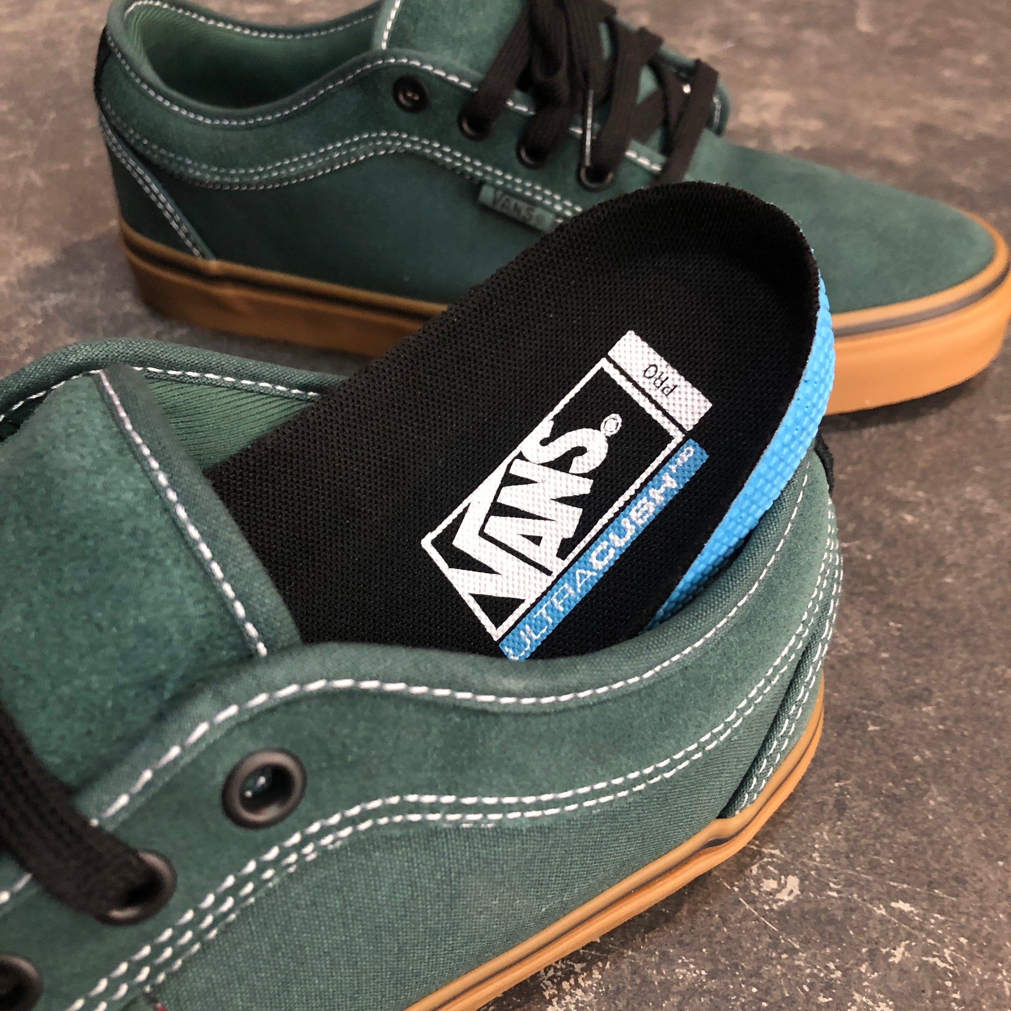 vans chukka low green