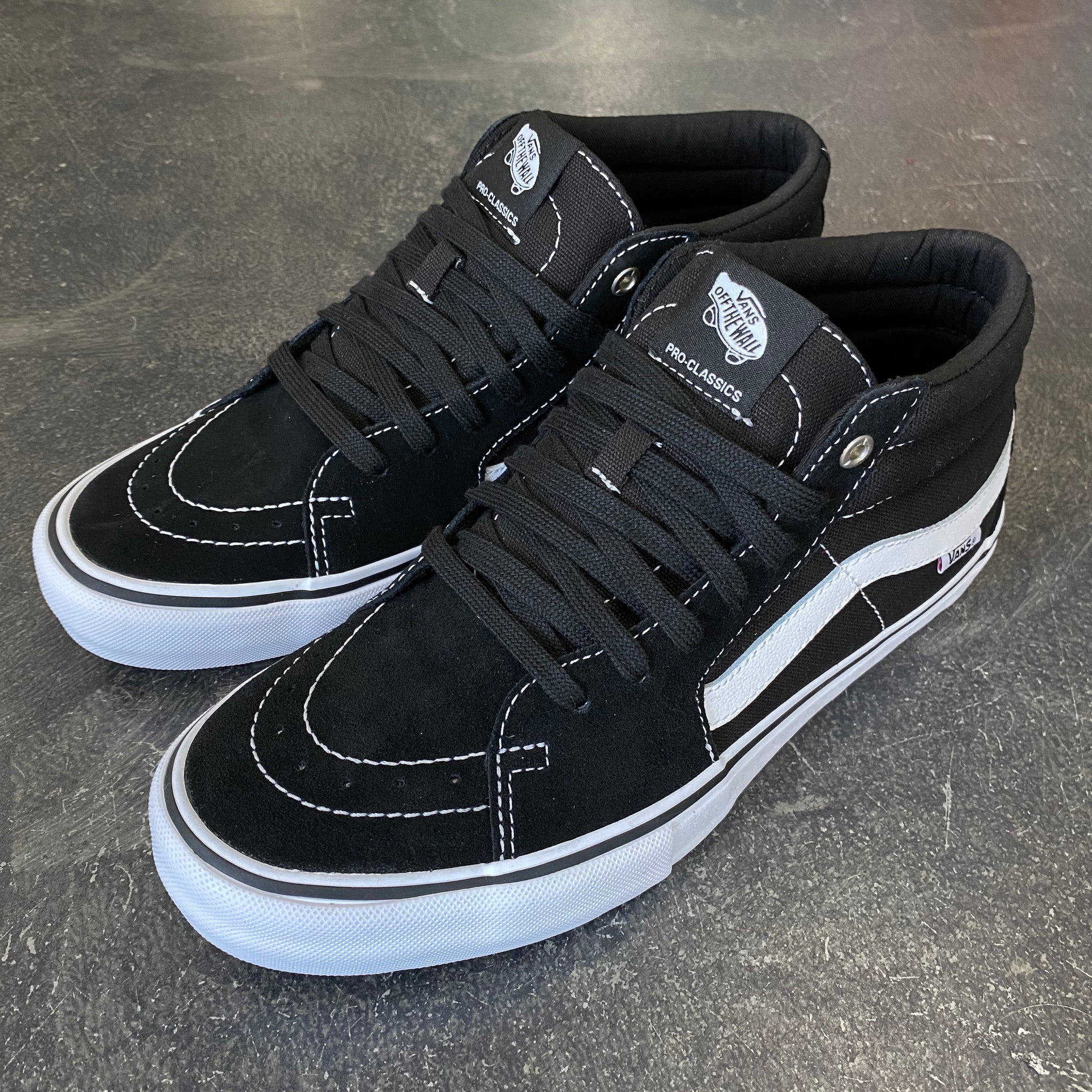 vans skate mid black