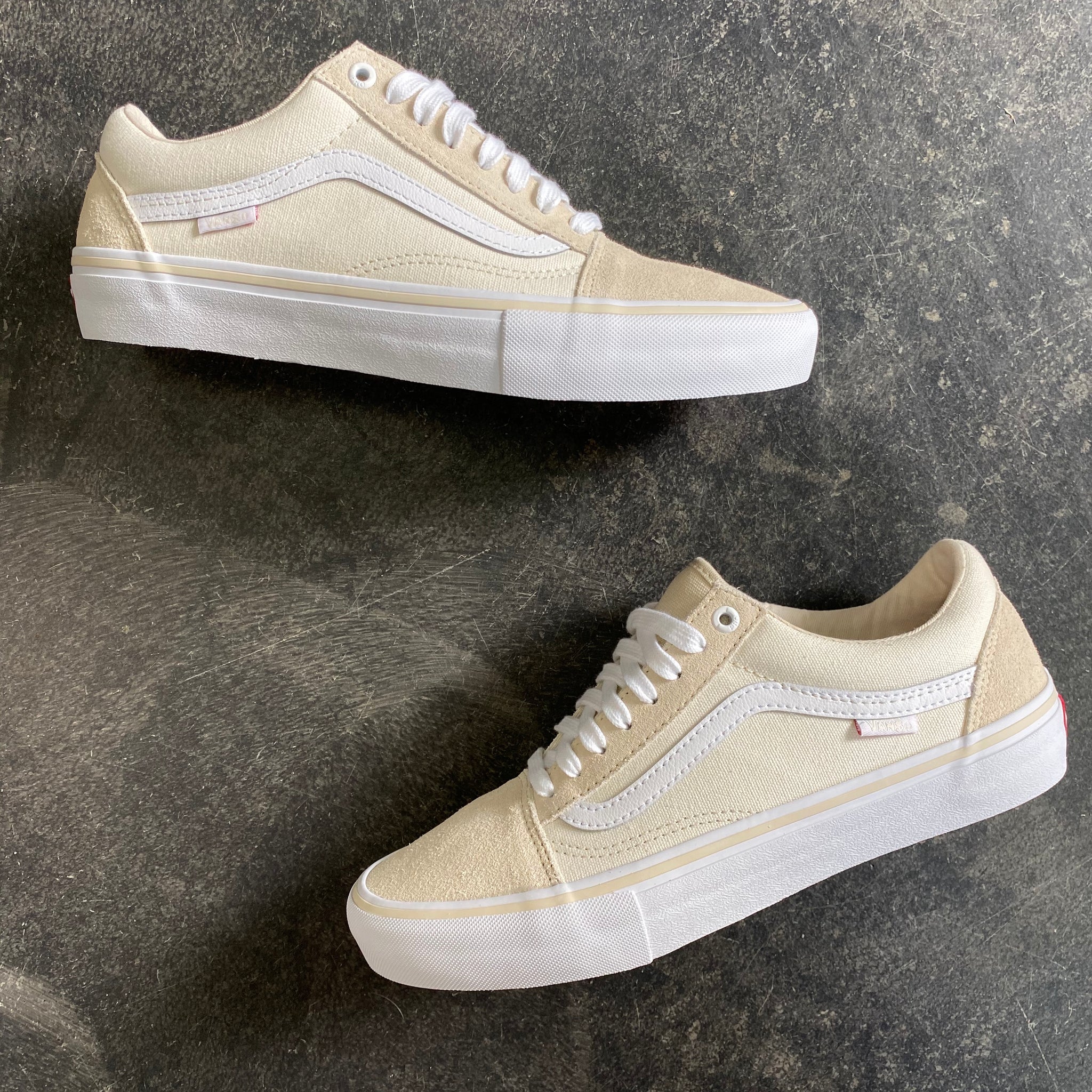 vans old skool marshmallow white