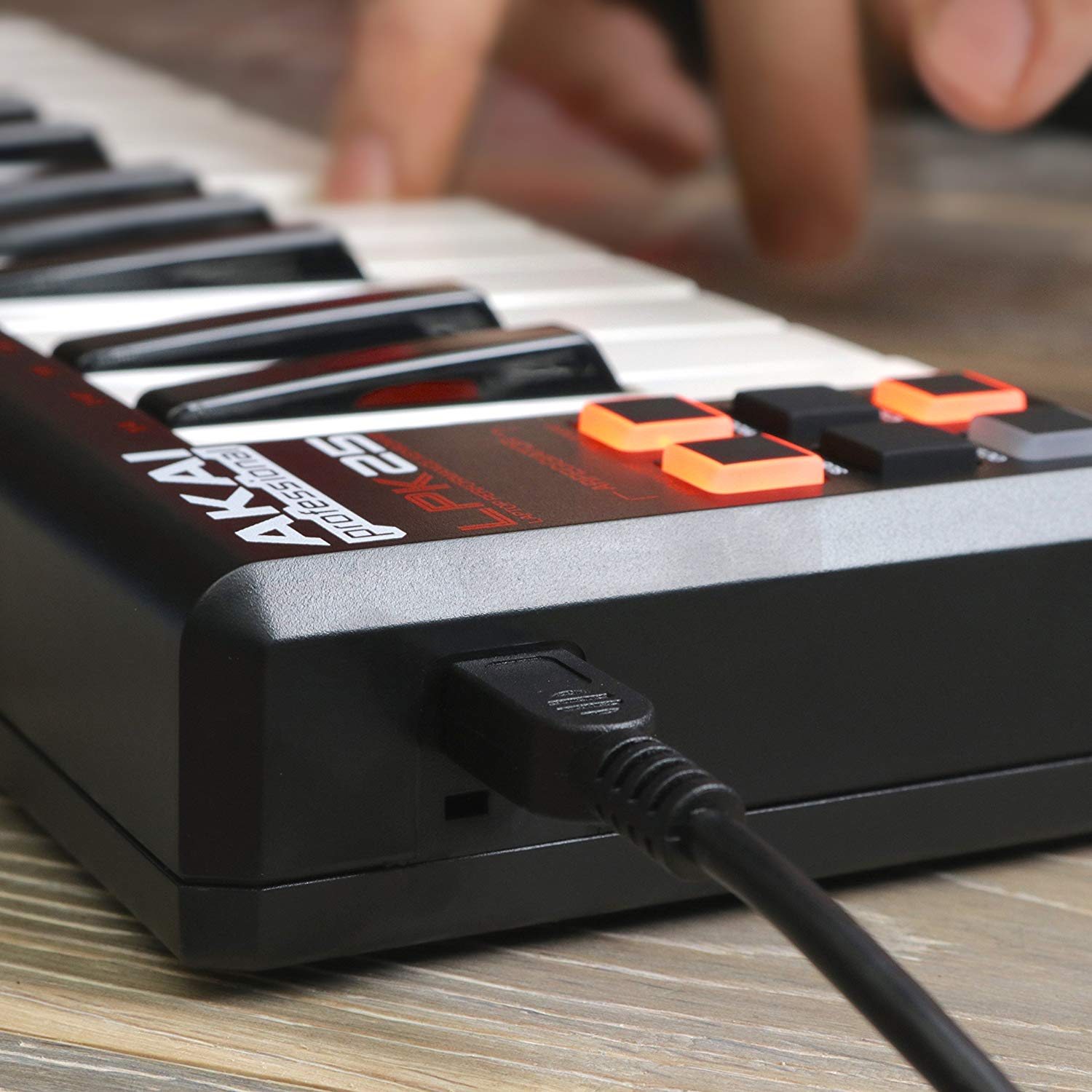 akai lpk25 keyboard controller