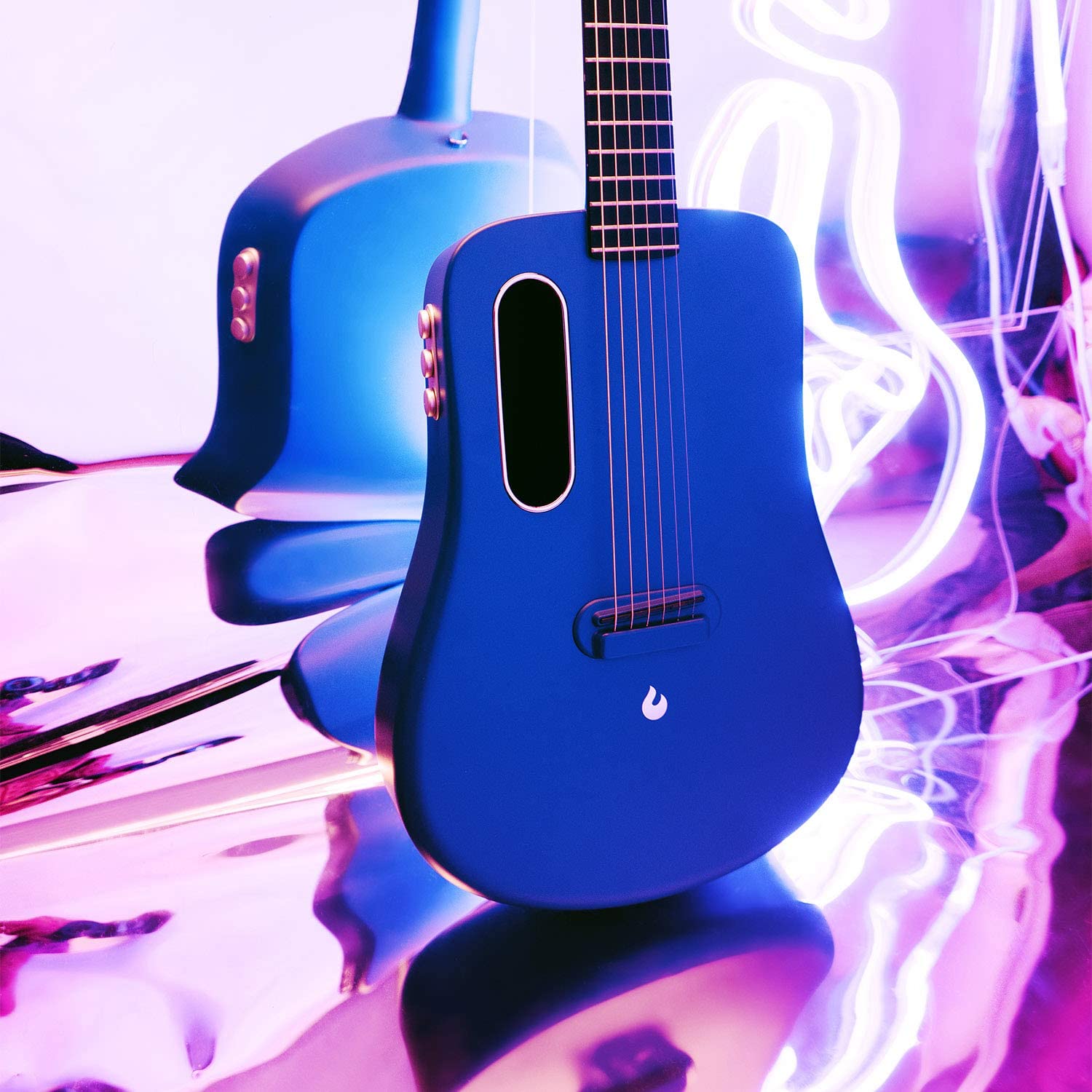 Lava me 36. Blue Lava гитара. Электроакустическая гитара Lava me 3. Blue Lava Original гитара Трансакустическая. Гитара Lava me бирюзовая.
