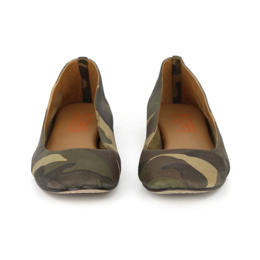  - Michael Kors Camo Print Ballet Flats sz 8