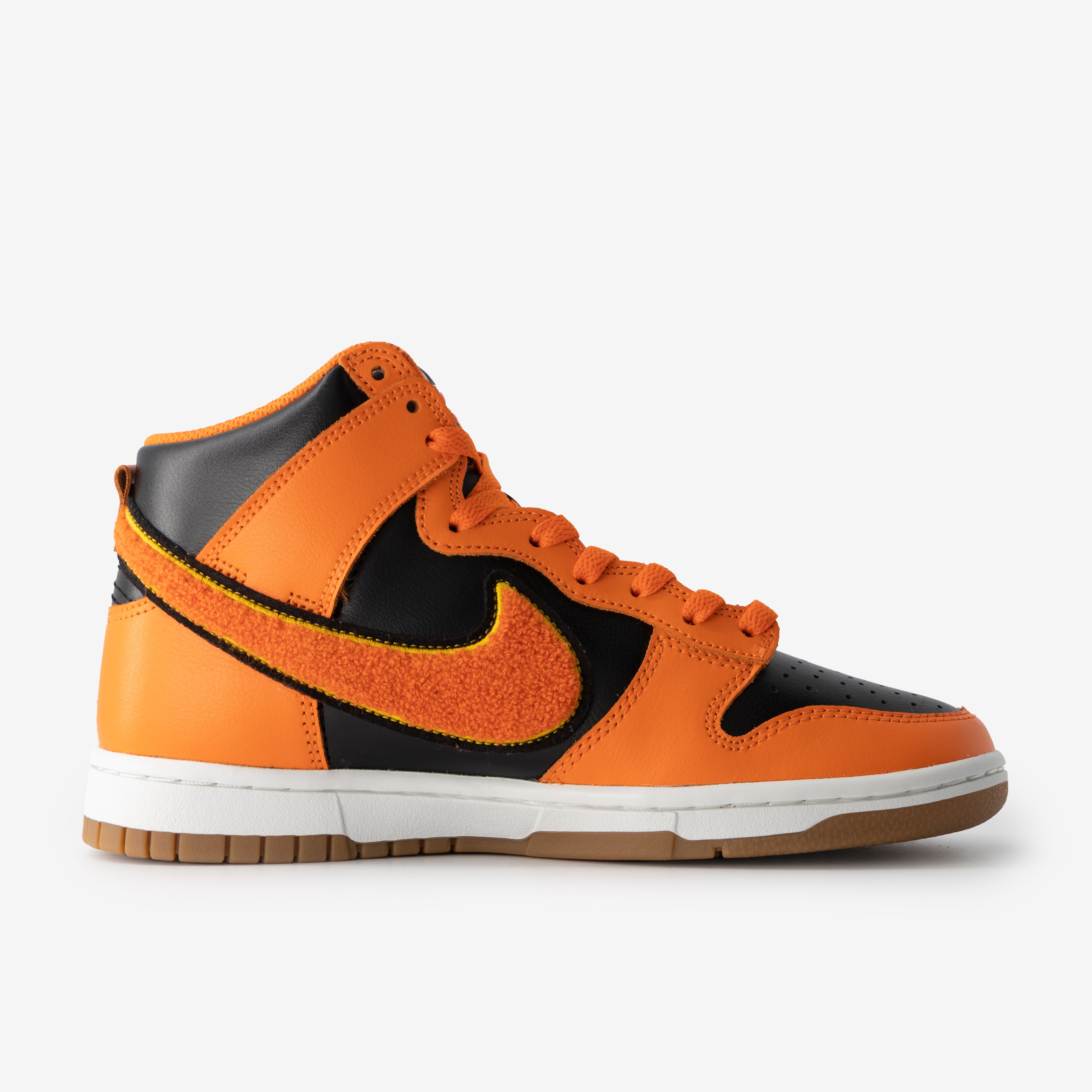 nike dunk high retro university